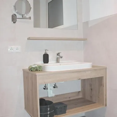 Viersterne Apartment