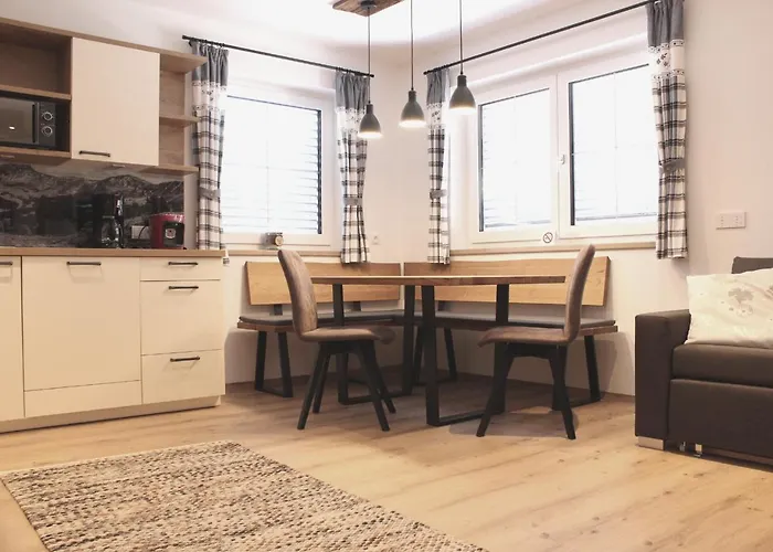 Viersterne Apartamento *